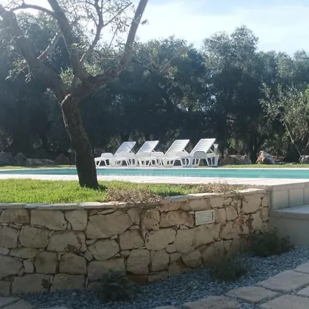 Trullo Lauro בית נופש צ'לייה מספיקה