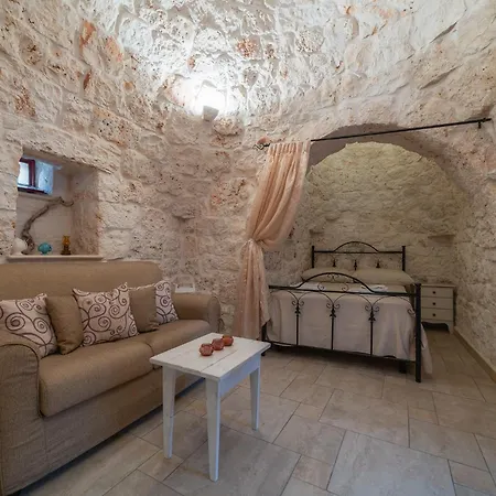 Trullo Lauro בית נופש *