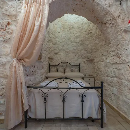 Trullo Lauro בית נופש *