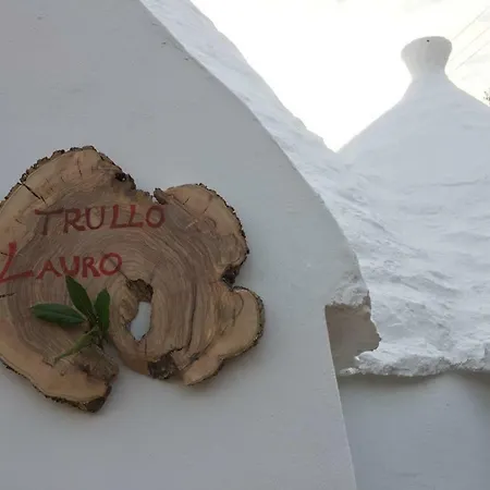 בית נופש Trullo Lauro *