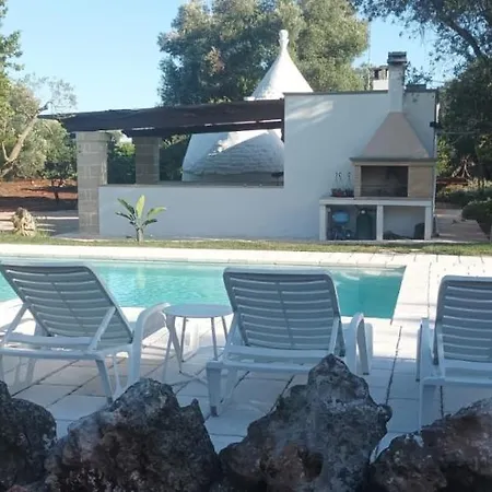 Trullo Lauro Holiday home *