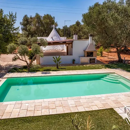 Holiday home Trullo Lauro